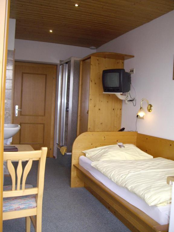 Hotel-Pension Stallinger Weyregg Ruang foto