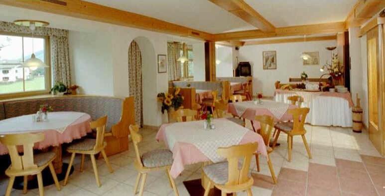 Hotel-Pension Stallinger Weyregg Bagian luar foto